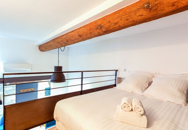 Urban Dom Vaissette - Première Conciergerie - Chambre Couchage pour 2 personnes en mezzanine