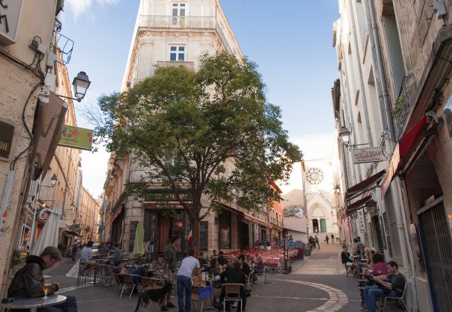 Duplex Copé Cambes - Première Conciergerie Bars et restaurants à proximité