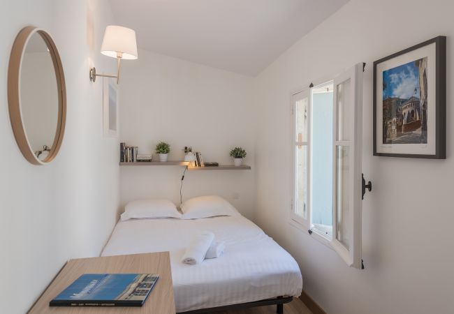 Cachette Sainte Eulalie - Première Conciergerie - Chambre Chambre à coucher pour 2 personnes