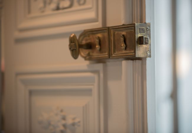 Villa Comédie - Première Conciergerie Porte