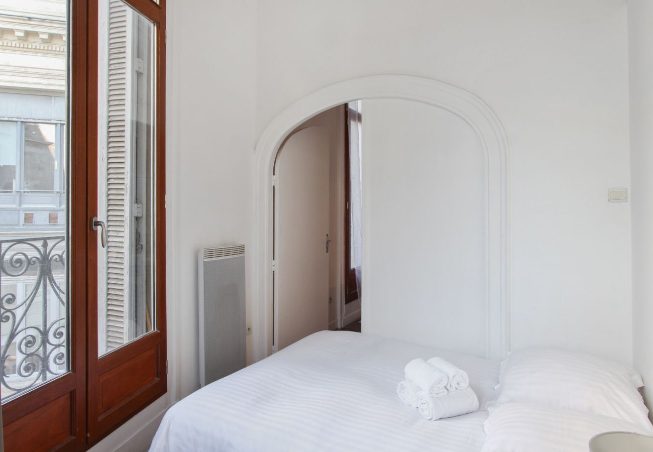 Balcons Opéra Comédie - Première Conciergerie - Chambre Chambre avec balcon