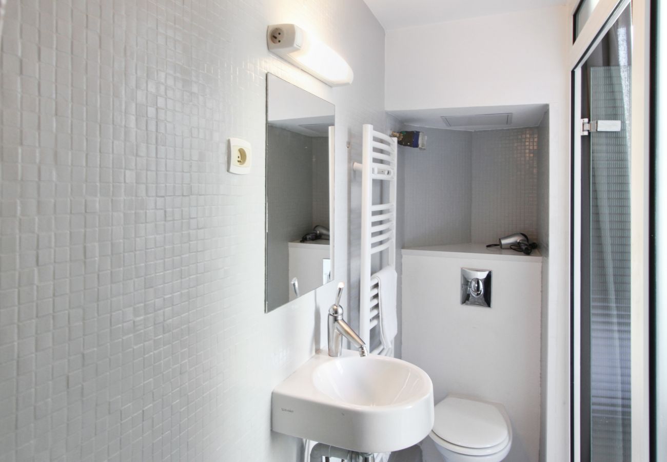 Balcons Opéra Comédie - Première Conciergerie - Salle de bain et WC Salle de bain avec WC