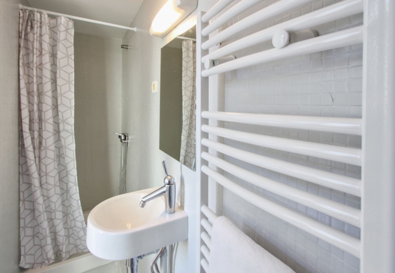 Balcons Opéra Comédie - Première Conciergerie - Salle de bain Salle de bain équipée