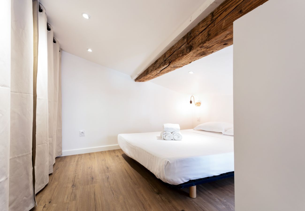 Duplex Evidence Sainte Anne - Première Conciergerie - Chambre Chambre en mezzanine pour 2 personnes