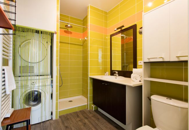 Rooftop Chaptal - Première Conciergerie - Salle de bain Salle de bain équipée et wc