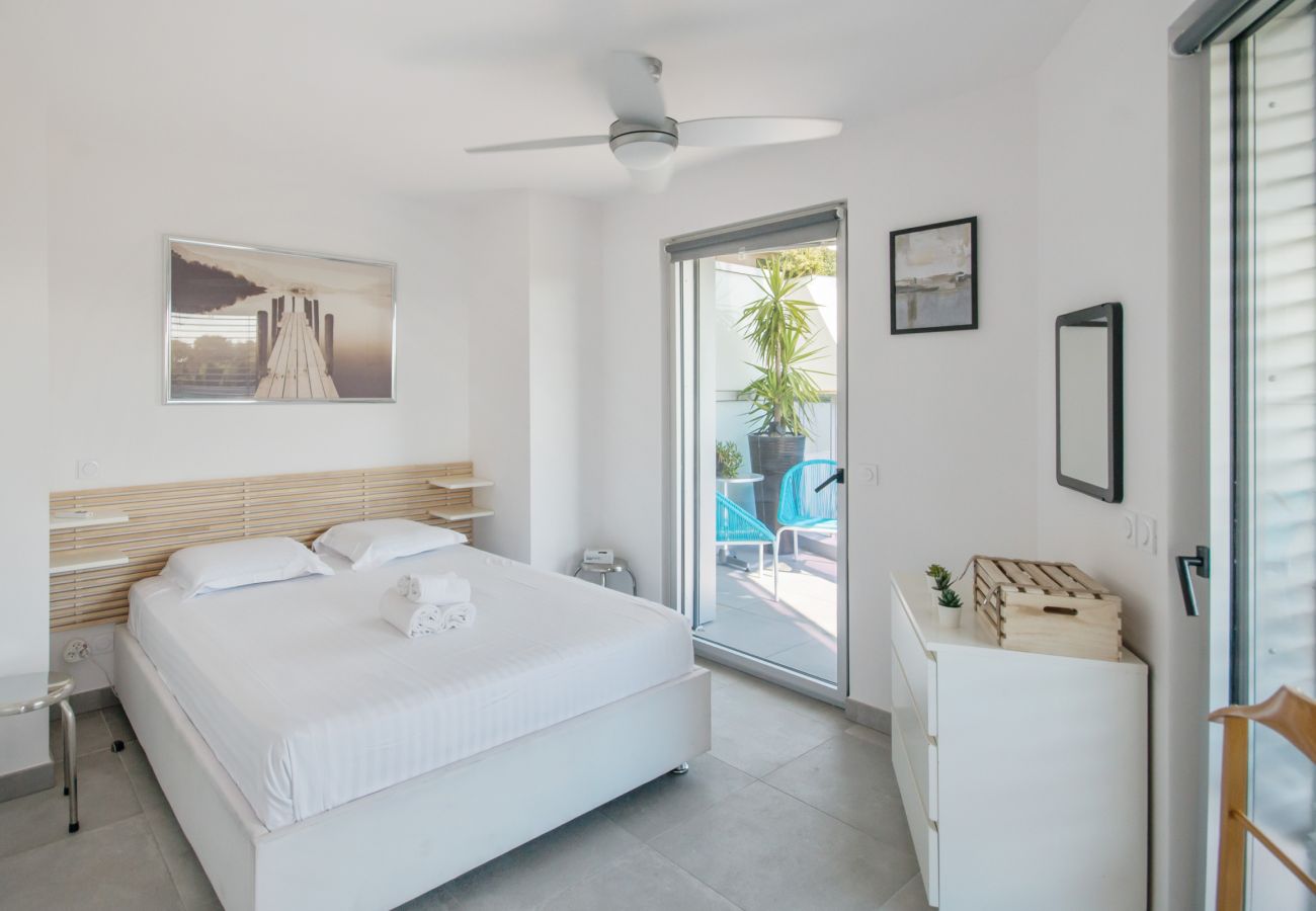 Beau Rivage - Première Conciergerie - Chambre Chambre pour deux personnes avec accès au balcon