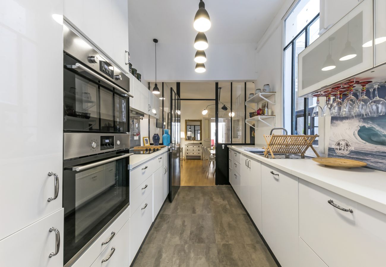 Villa Jeu de Paume - Première Conciergerie - Cuisine Grande cuisine équipée