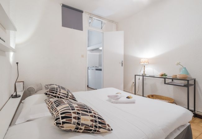 Mélodie - Première Conciergerie - Chambre Chambre à coucher chaleureuse pour 2 personnes