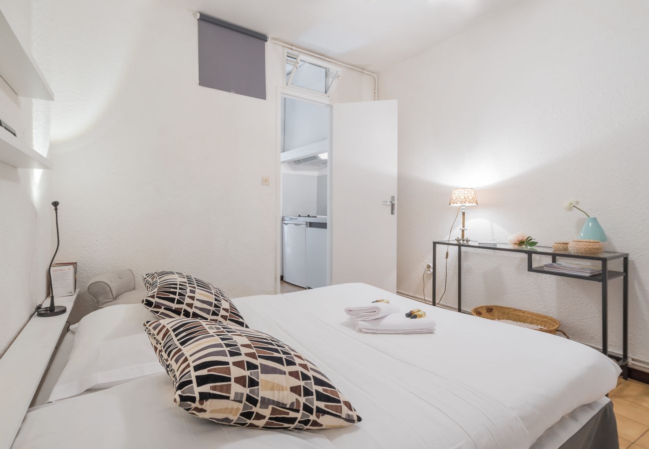 Mélodie - Première Conciergerie - Chambre Chambre à coucher chaleureuse pour 2 personnes