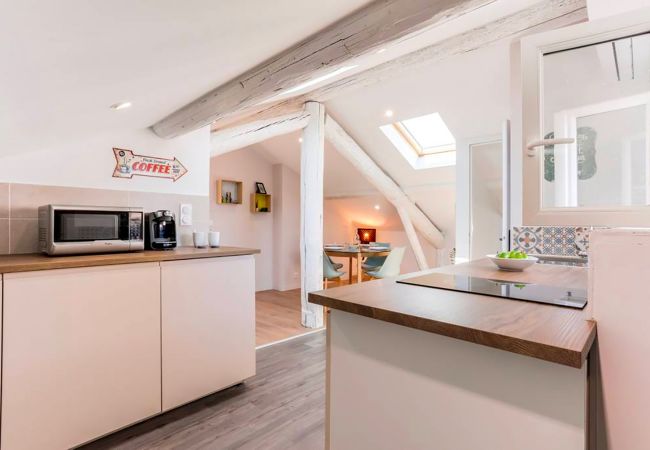 Comédie Etoile - Première Conciergerie - Cuisine Cuisine moderne et équipée